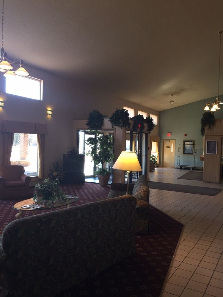 Boarders Inn & Suites By Cobblestone Hotels Superior Eksteriør billede