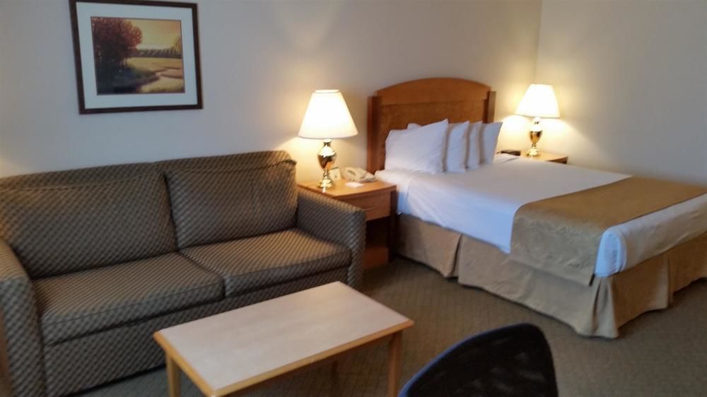 Boarders Inn & Suites By Cobblestone Hotels Superior Eksteriør billede