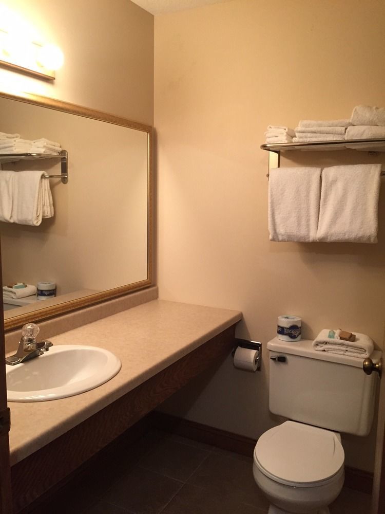 Boarders Inn & Suites By Cobblestone Hotels Superior Eksteriør billede
