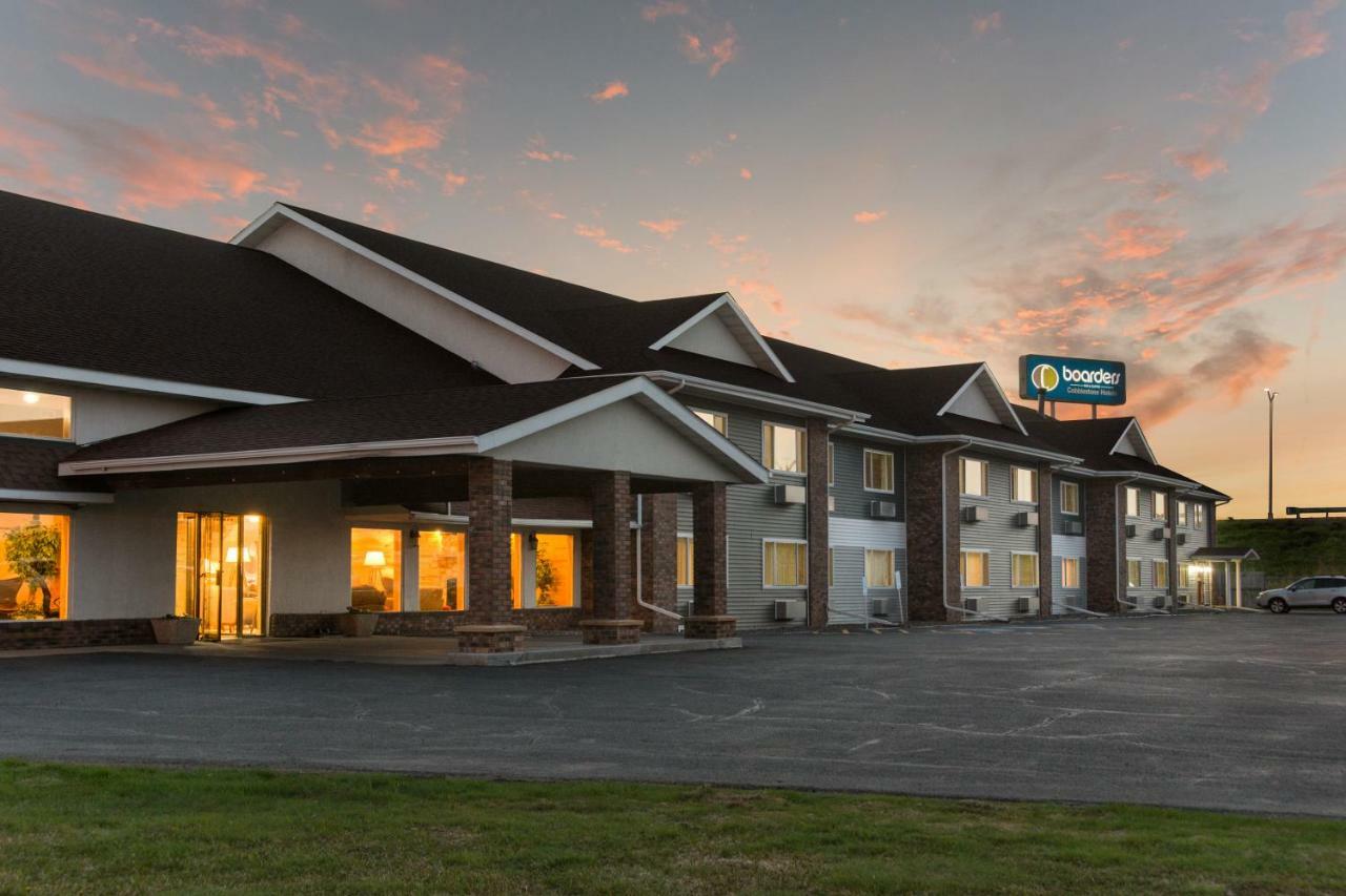 Boarders Inn & Suites By Cobblestone Hotels Superior Eksteriør billede