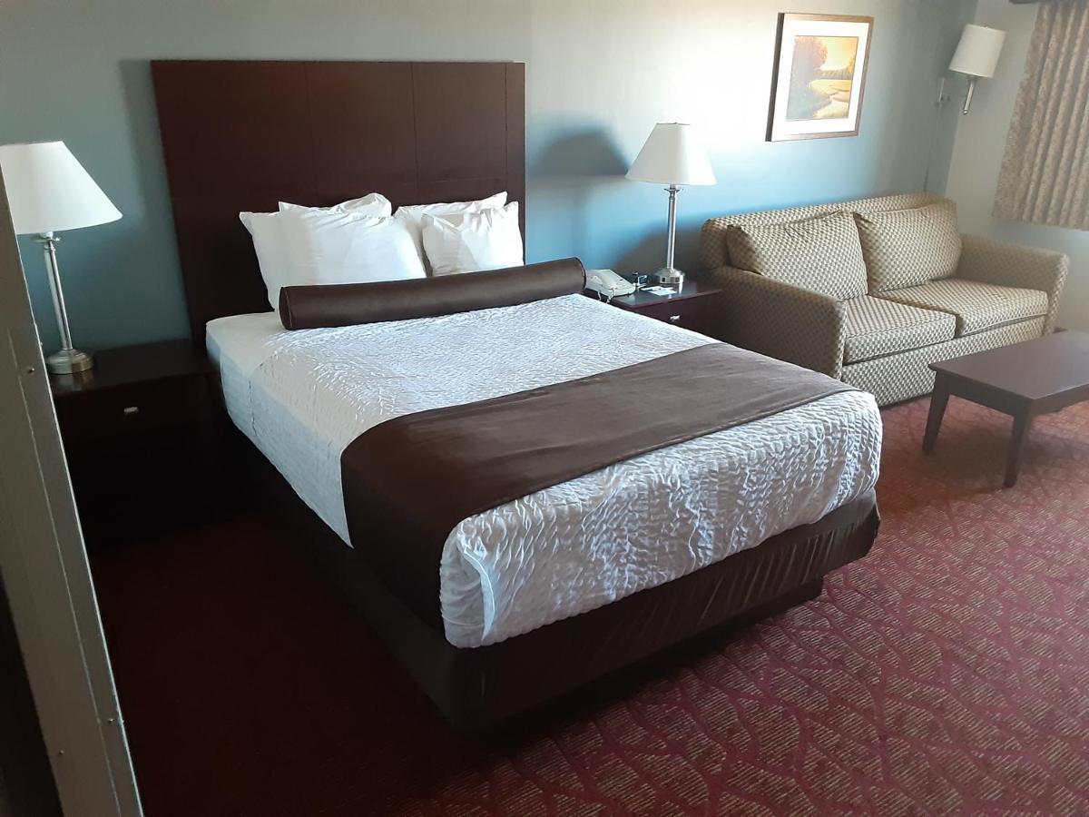 Boarders Inn & Suites By Cobblestone Hotels Superior Eksteriør billede