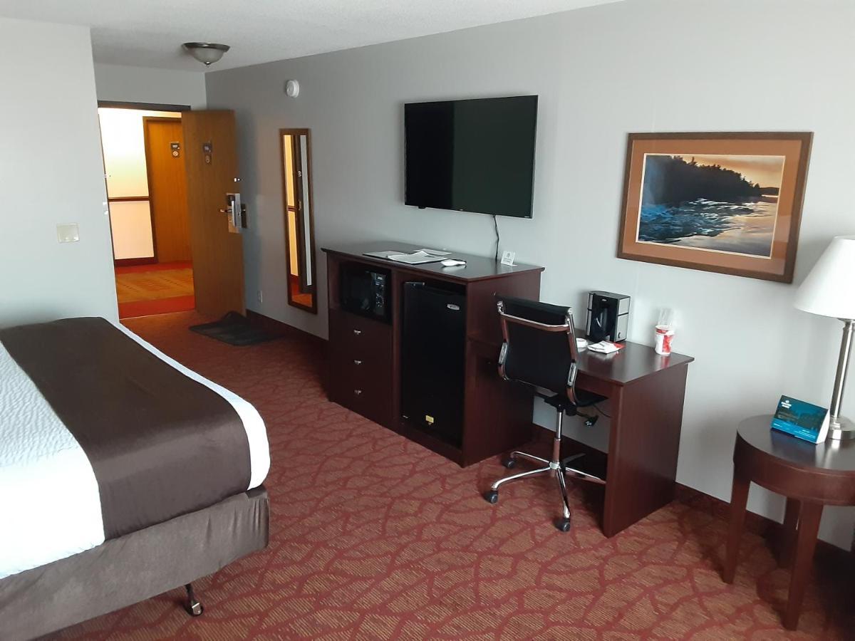 Boarders Inn & Suites By Cobblestone Hotels Superior Eksteriør billede